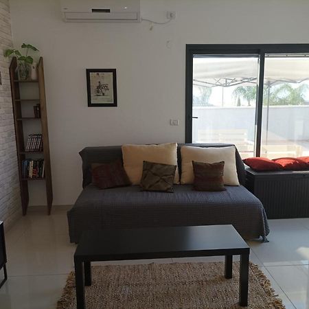 נוגה בגולן Apartment Qaşrīn Exterior foto