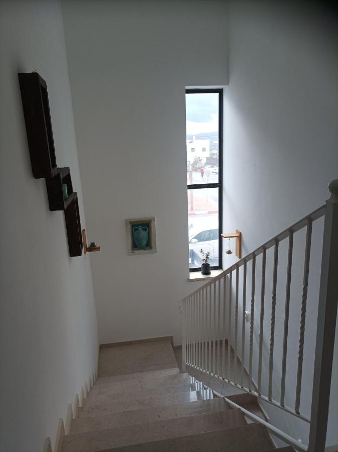 נוגה בגולן Apartment Qaşrīn Exterior foto